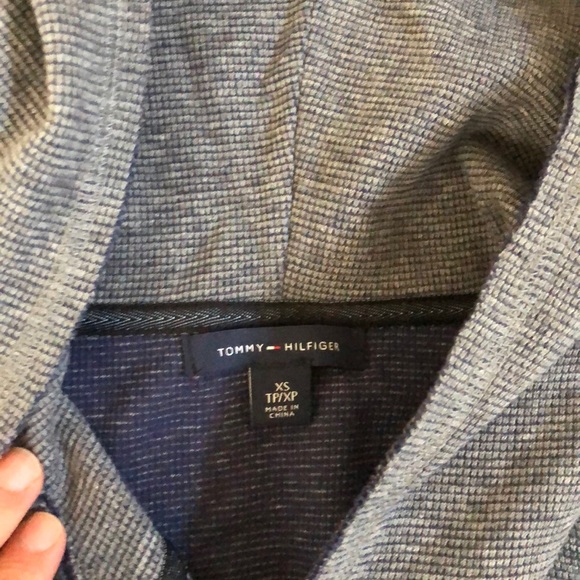 Gray tommy cardigan - Picture 2 of 2